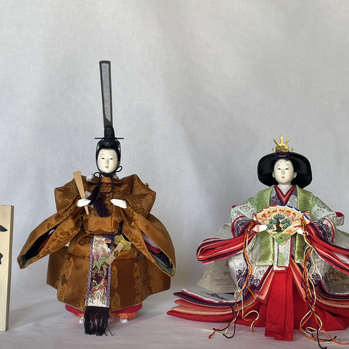 立ち雛 令和記念 〔受注製作〕黄櫨染着用立ち雛 時代は変わっても残していき