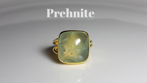 最新作『prehnite』の世界でひとつの天然石リング 4枚目の画像