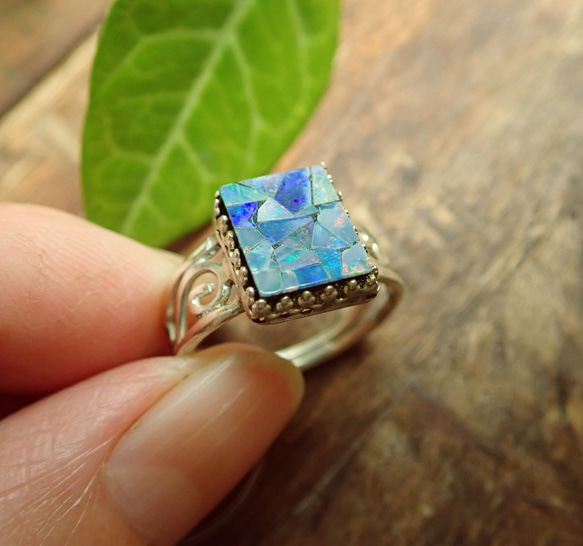 Mosaic opal ring | nananbijouxxx