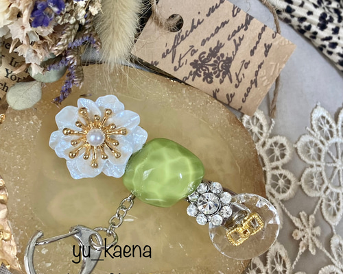 再販【キークリップ 】バッグチャーム ボタンアクセサリー 鍵を探す  