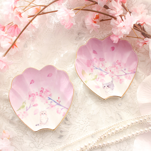 桜の花びらのお皿〜桜花爛漫〜 小皿 ❤︎Blanche Neige❤︎ 通販
