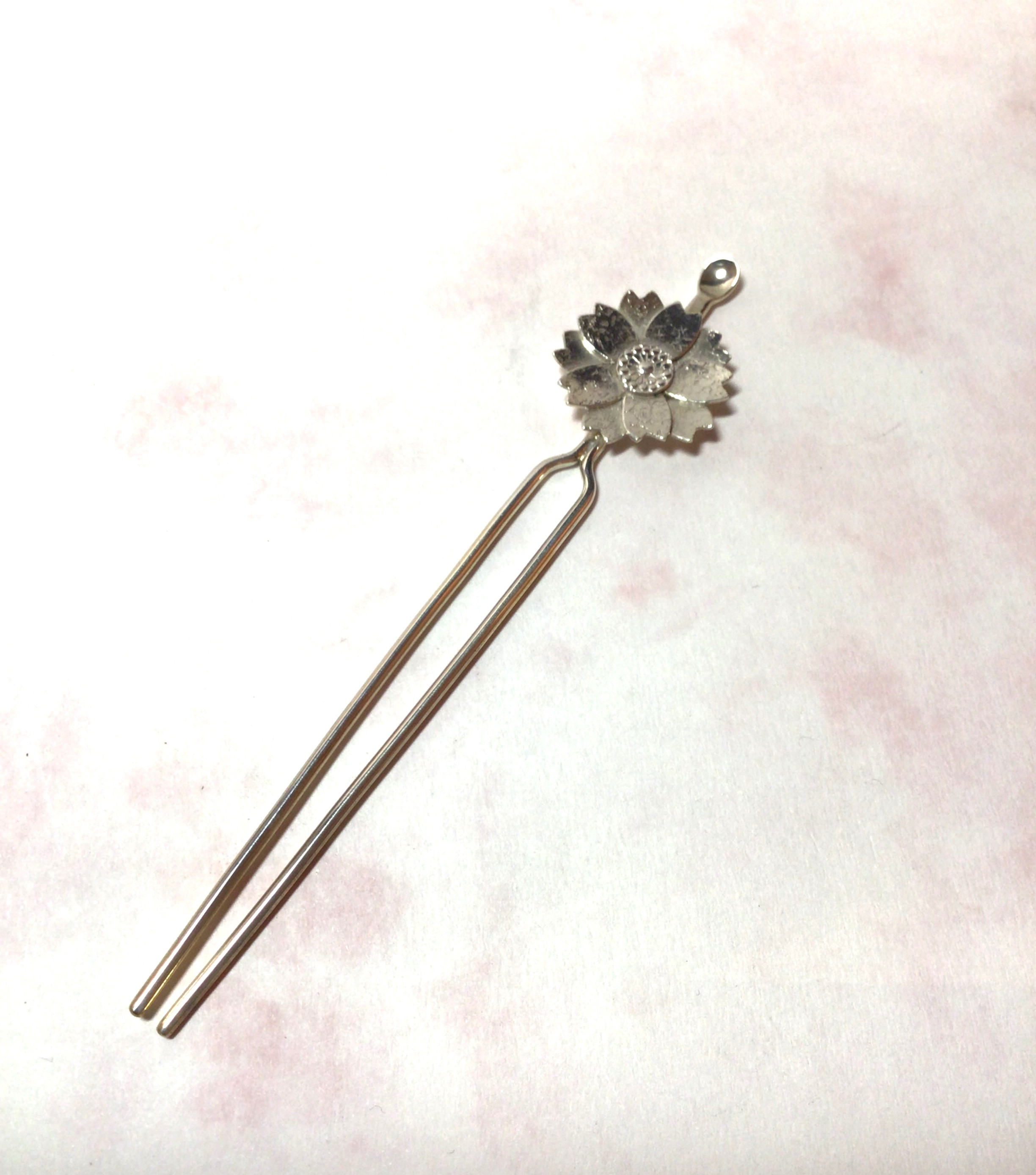 銀のかんざし　八重桜