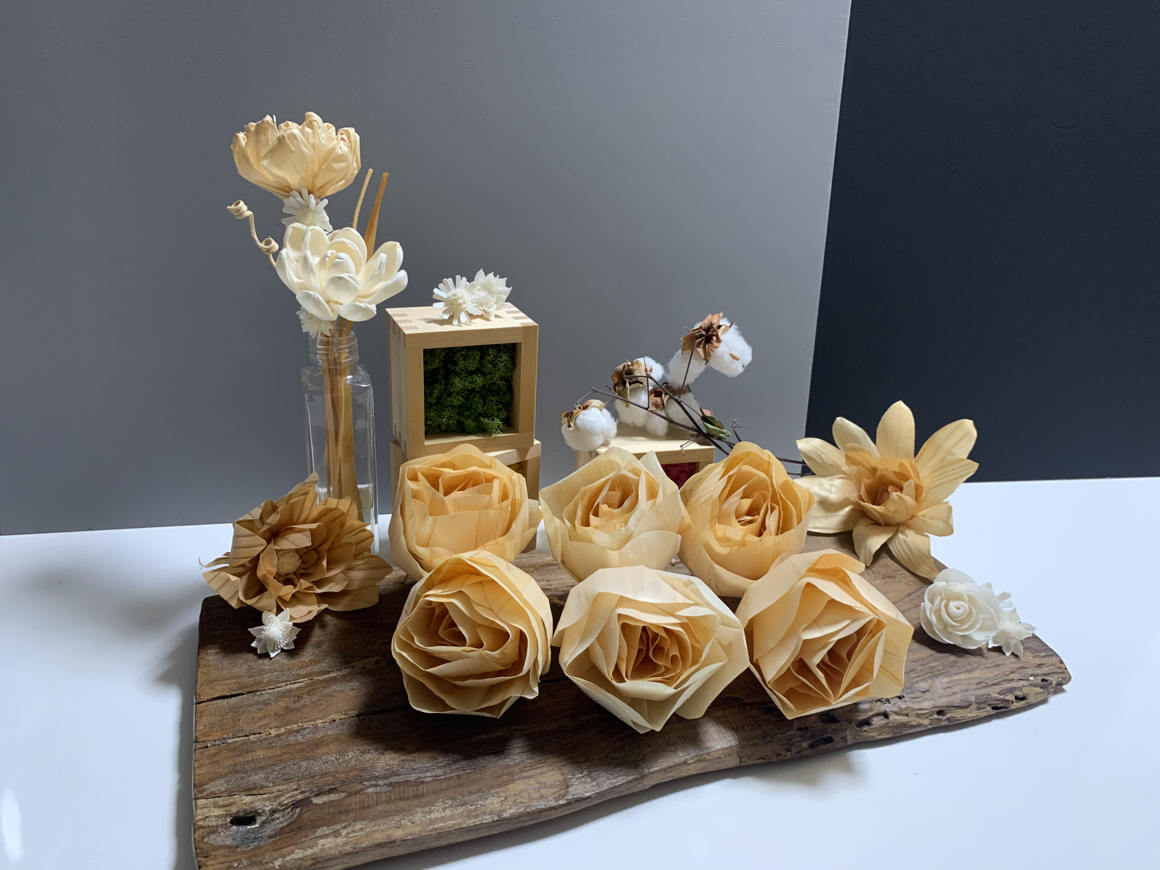 春色ナチュラルなイエローの横長スワッグ