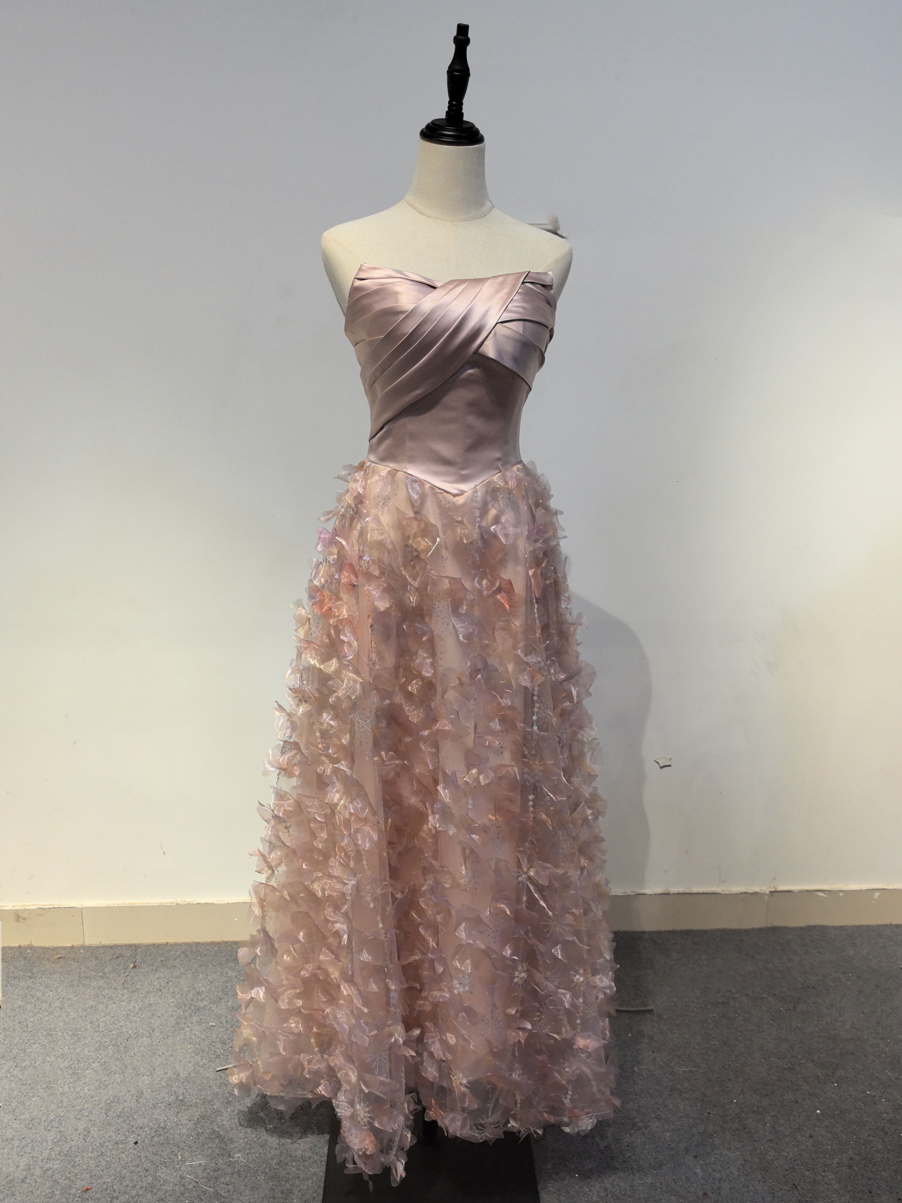 シアーな美しさ  カラードレス  美しい 立体 レース オーダーメイド /音楽会 合コン/デート 謝恩会 パーティー 21,090円