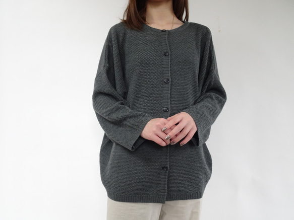 [日本製] 蝙蝠袖開衫&lt;灰色、木炭色&gt; 第2張的照片