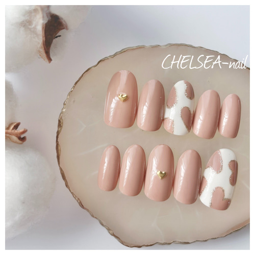 【在庫僅少】 ハートネイル(ベージュ) ネイルチップ（つけ爪） CHELSEA-nail ネイルチップ・付け爪