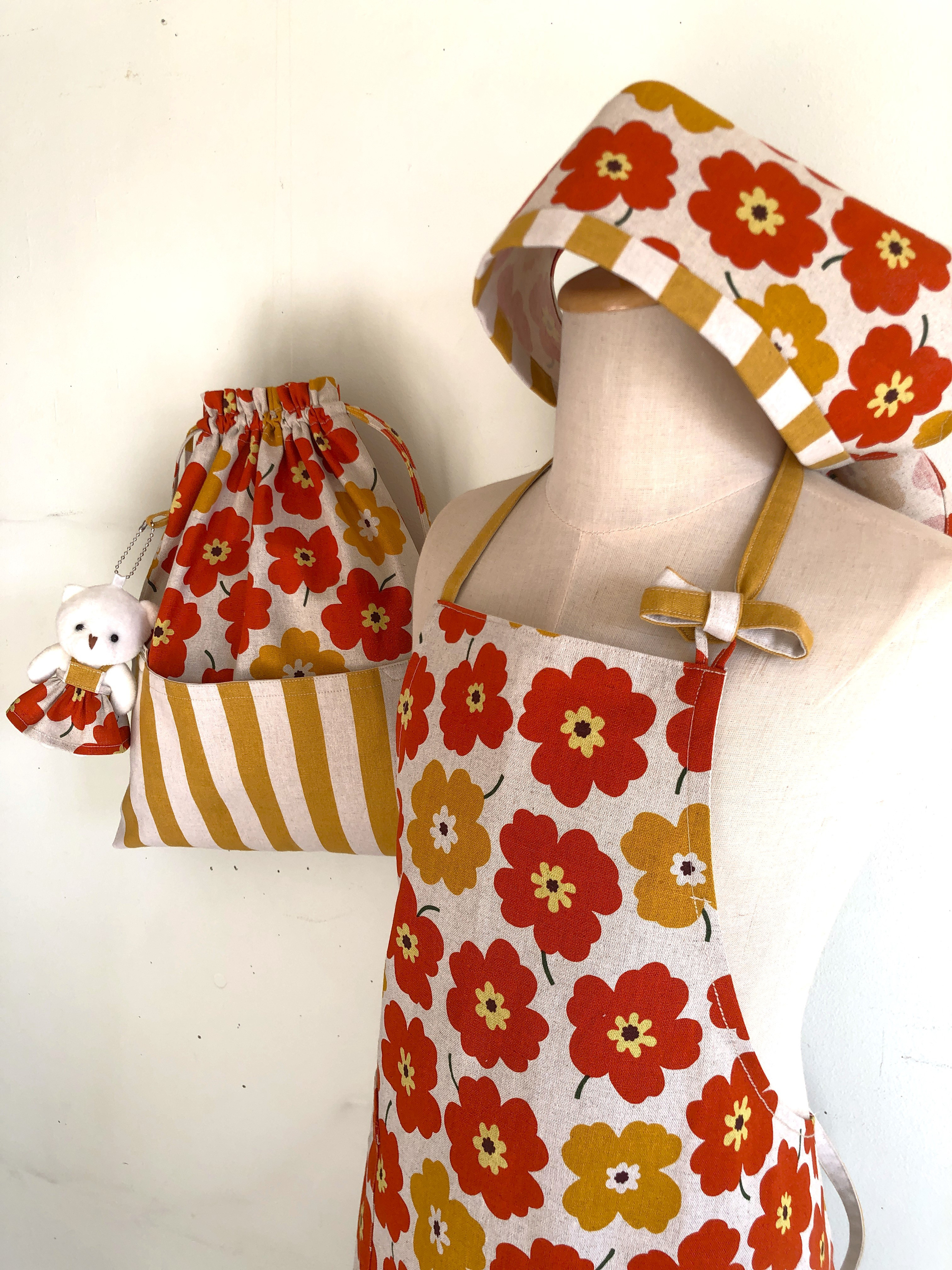 【子供用エプロン 入園入学セット】送料無料 Flowerfall 綿麻コットン 花ストライプ柄エプロン