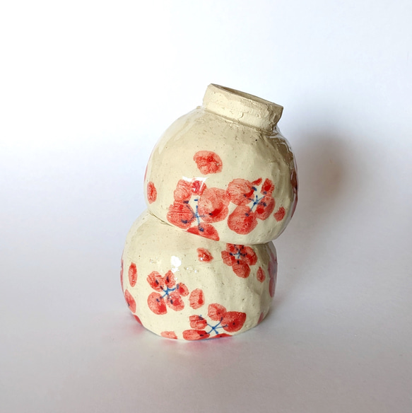 ぐい呑み／湯呑み　梅の花　手びねり　オリジナル陶器 6枚目の画像