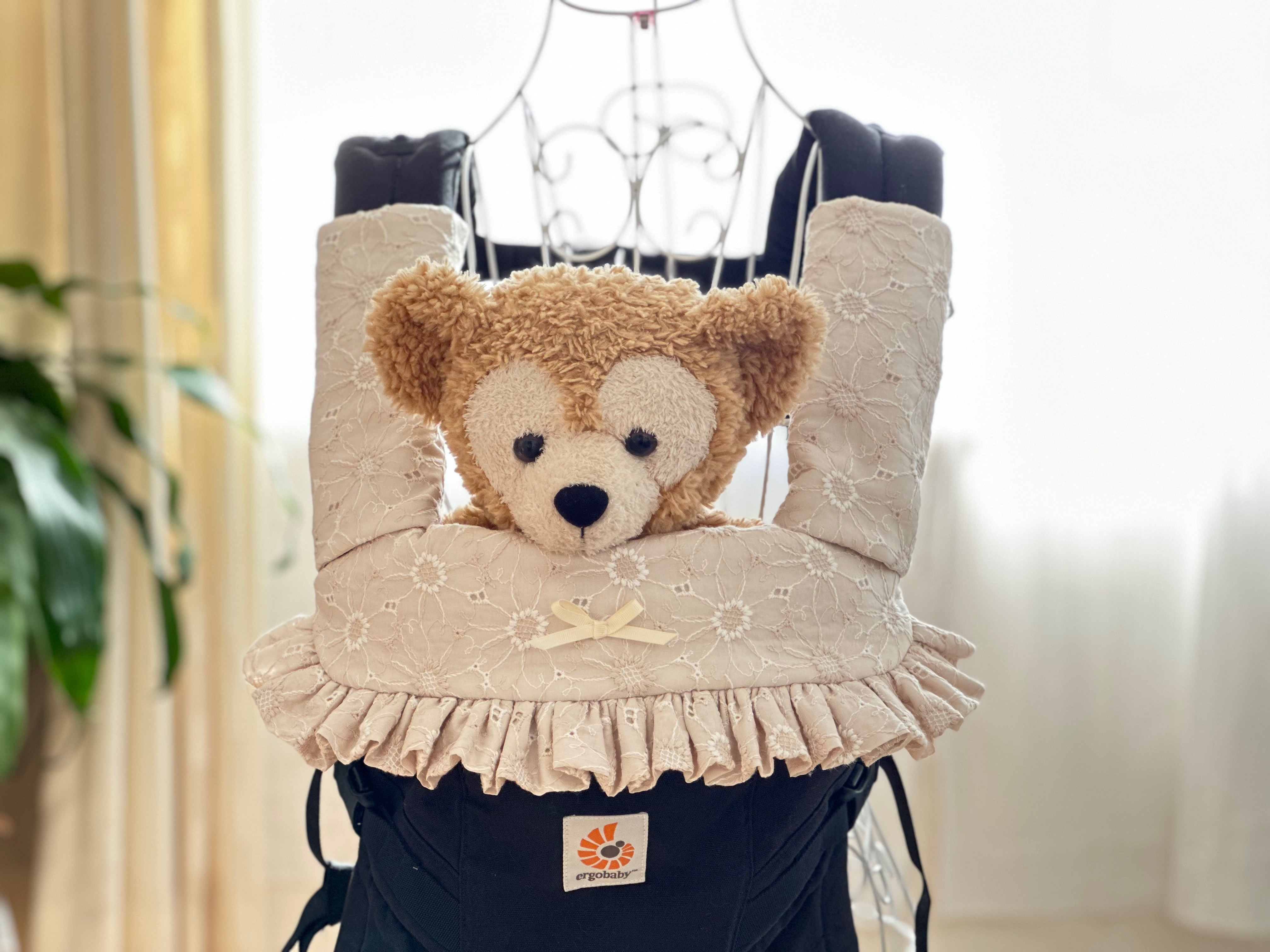 抱っこ紐カバー☆よだれカバー&首回りカバー☆上品華やかなマーガレットフリル☆ピンクベージュ