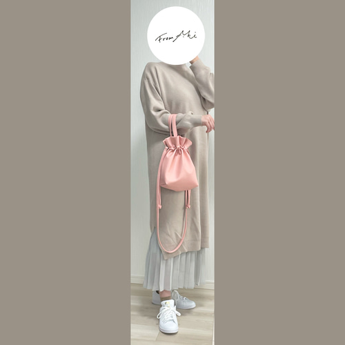 2way仕様】ペットボトルも入るレザー巾着バッグ 巾着バッグ from