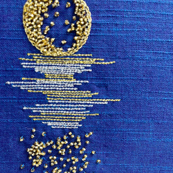 【受注生産】刺繍アートボード（会津木綿刺繍）「会津の月」 2枚目の画像