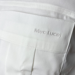 日本製◇ハリのあるストレッチ素材 刺繍入りスタンドカラーシャツ【メンズ／ユニセックス】【白・ホワイト】 5枚目の画像