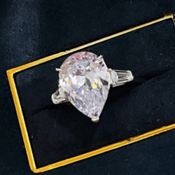 ペアシェイプリング【高級百貨店クオリティー】最高級ジルコンダイヤモンド使用✶幸せウェディングジュエリー✶指輪✶ 2枚目の画像