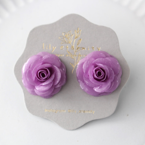 1134】紫色の薔薇とパールビーズのピアス／イヤリング アクセサリー