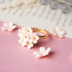 -為你的指尖上色-盛開的櫻花花束戒指 第1張的照片