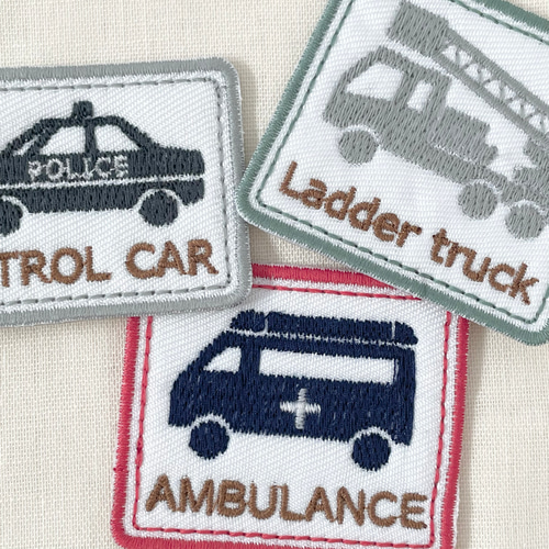 お好きなカラーで刺繍します☆働く車のシルエットお名前ワッペン
