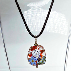 ネコのトンボ玉　ガラスのジュエリー　ペンダントトップ（10572-453）cat beads 作家物一点物 5枚目の画像