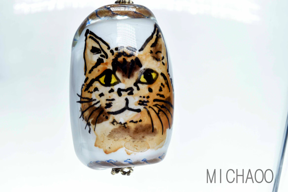 ネコのトンボ玉　ガラスのジュエリー　ペンダントトップ（10579-453）cat beads 作家物一点物 3枚目の画像
