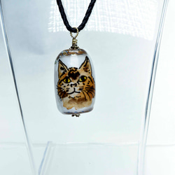 ネコのトンボ玉　ガラスのジュエリー　ペンダントトップ（10579-453）cat beads 作家物一点物 2枚目の画像