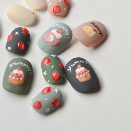 スイーツシリーズ♡ バレンタインにもオススメ！ いちごタルト いちご