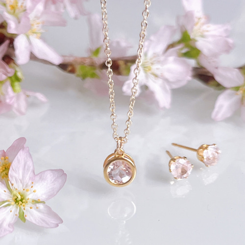 特集掲載】モルガナイト 4月 誕生石 桜色 一粒 スタッドピアス