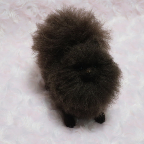 羊毛フェルト 犬 ポメラニアン チョコ 置物 羊毛フェルト Pomemal 通販