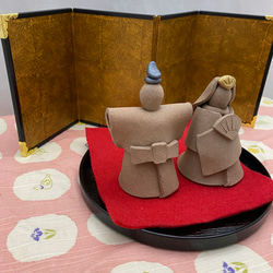 ミニ雛人形セット(焼きしめ屏風付き)❷ お雛様　ひな祭り　桃の節句　初節句　陶器製　可愛い　小さい 2枚目の画像