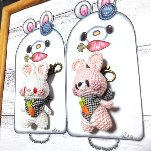 ☆【受注制作】人参のバンダナ♫うさぎちゃんのあみぐるみキーホルダー