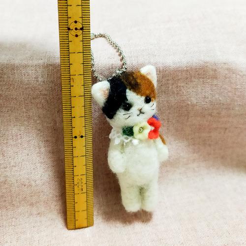 【まるまる】 羊毛フェルト 猫  シャムトラ　キーホルダー eddcceabfe9a75b74ed767f35ca150