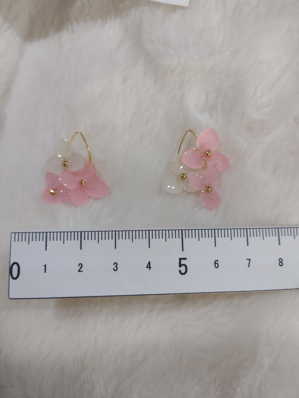 【受注生産】本物の紫陽花アナベル　ゆらゆらイヤリング／ピアス　桜ピンク 6枚目の画像