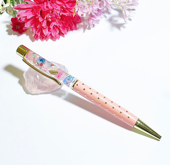 『魔法使いの魔法ペン〜天使の愛の魔法〜』プリザーブドフラワーとクリスタルのハーバリウムボールペン ペン・筆記用具 シリウス 通販｜Creema