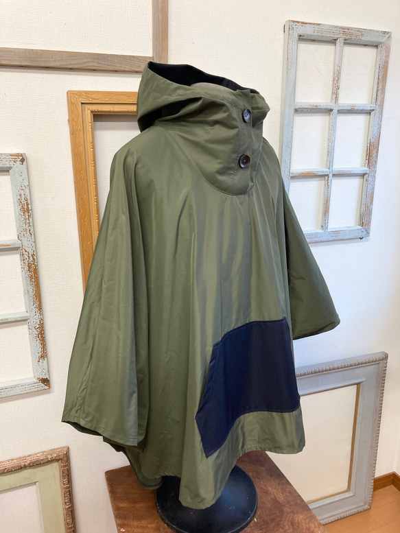 促銷價★時尚露營❤️男女通用雨披外套卡其色（男L~2L，女LL~3L） 第7張的照片