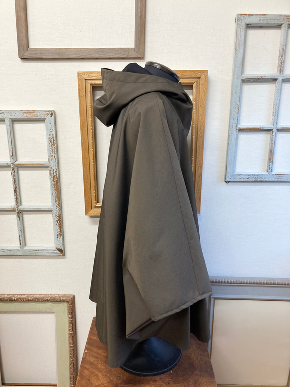促銷價★時尚陣營❤️男女通用雨披外套棕色（男款L~2L，女款LL~3L） 第7張的照片