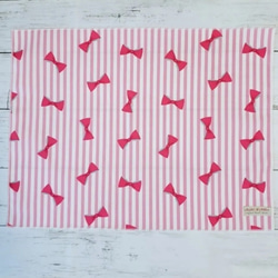 30×40 リボンストライプ柄(ピンク)のランチョンマット、ナフキン、ランチマット【入園・入学】給食、女の子 2枚目の画像