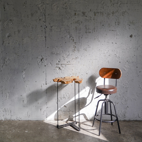 ディスプレイ用テーブル サイドテーブルにも◎ イチョウ① ロー