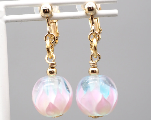 ジブリ美術館限定　とんぼ玉イヤリング 完売品】ジブリ美術館 とんぼ玉 トトロ ピアス - メルカリ