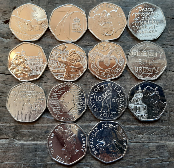 エリザベス女王 イギリス 英国本物50ペンスコイン 14個 2016年~2022年 2枚目の画像