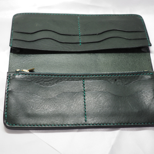 本革 イタリアンレザー（ネブラスカ ダークグリーン）を使った二つ折り