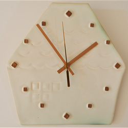 【壁掛け時計 家 月白色】おしゃれ ナチュラル 陶器 時計 贈り物 ギフト おすすめ 白 木目調 静か 白い部屋 6枚目の画像