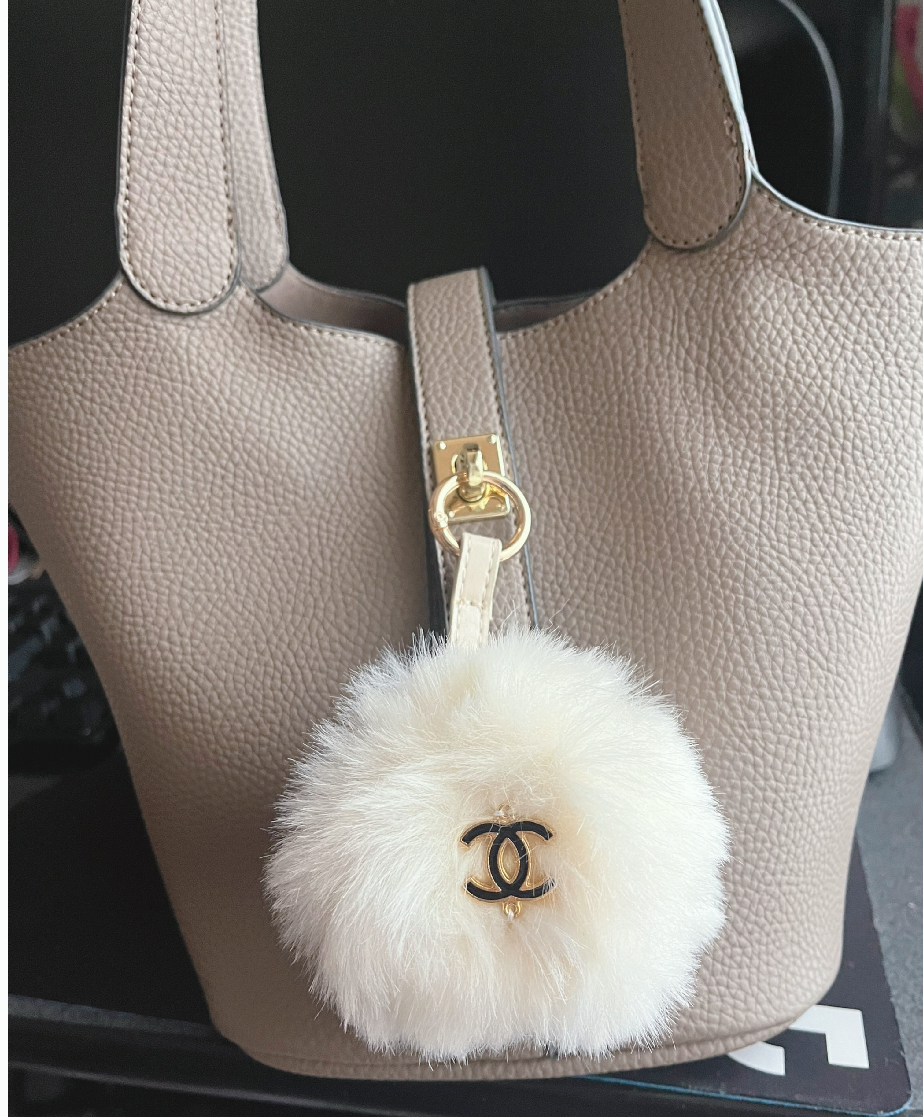 ファーチャーム