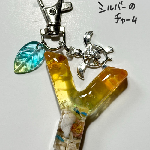 ☆ハンドメイドイニシャル様☆14セット 楽天市場】手芸金具 『イニシャルチャーム M 4個 271/0014GM