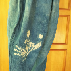 新作　『鳳凰』　正藍染　ヘンプ(大麻１００％)ゆるりとオシャレなサルエルパンツ　ウエストギャザーたっぷり　フリーサイズ 7枚目の画像