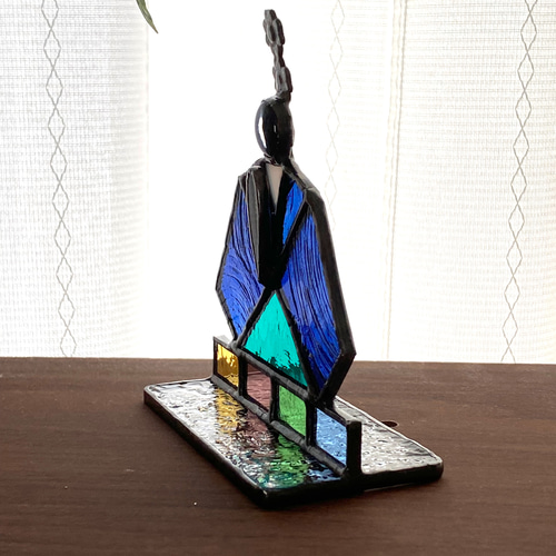 ブルー・レッドのガラスのお雛様♢ステンドグラス サンキャッチャー