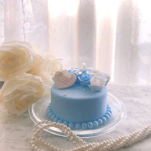 薔薇とりぼんのバースデークレイケーキ リングピロー クレイ