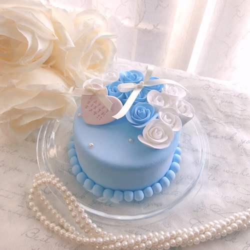 薔薇とりぼんのバースデークレイケーキ リングピロー クレイケーキ