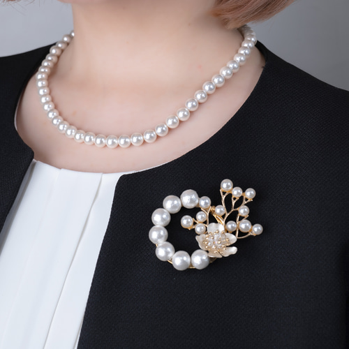 選べる！ピアスと貝パールネックレス、ブローチ3点セット 卒業式 入学