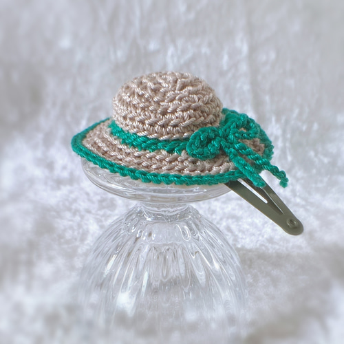 ミニ麦わら帽子風と小花のヘアピン（グリーン） ヘアピン clm_clz 通販