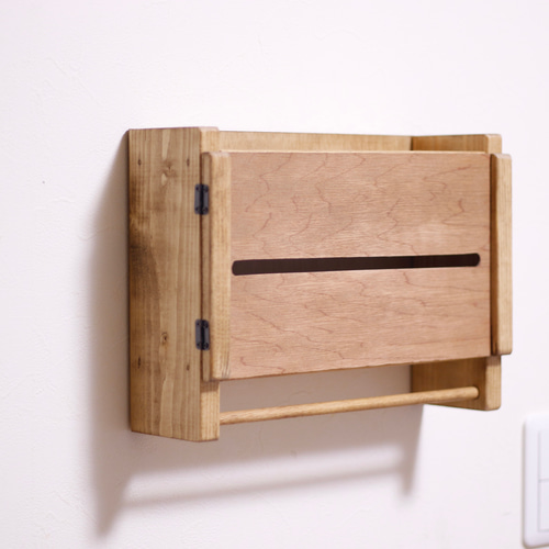 ティッシュやキッチンペーパーを収納出来るタオルハンガー壁掛け棚