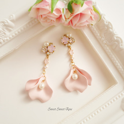 【再販】Bijou & Petal ～桜ピンク～イヤリング/ピアス/ビジュー/花びら/花/ジルコニア/しずく 1枚目の画像