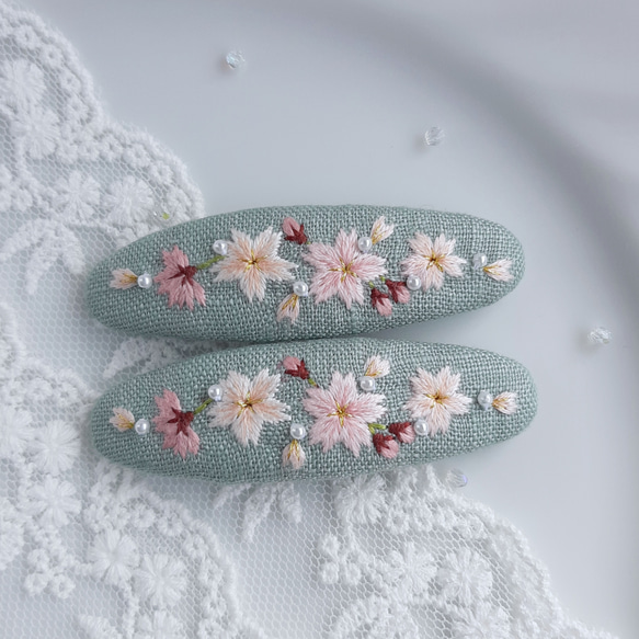 大人可愛い 桜の季節 刺繍パッチンピン　桜刺繍パッチン留め　桜ヘアピン 3枚目の画像